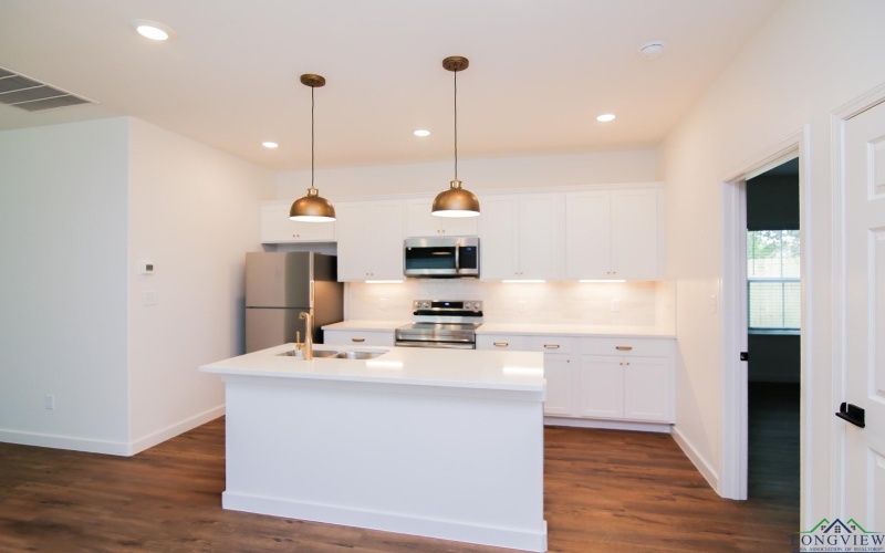 316 Bostic Dr, Longview, TX 75602, 3 Bedrooms Bedrooms, ,2 BathroomsBathrooms,Residential,For Sale,316 Bostic Dr,0,20252961