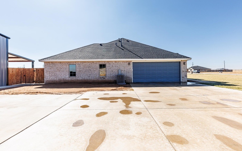 19215 County Rd 2240, Lubbock, TX 79423, 4 Bedrooms Bedrooms, ,2 BathroomsBathrooms,Residential,For Sale,19215 County Rd 2240,0,202562390