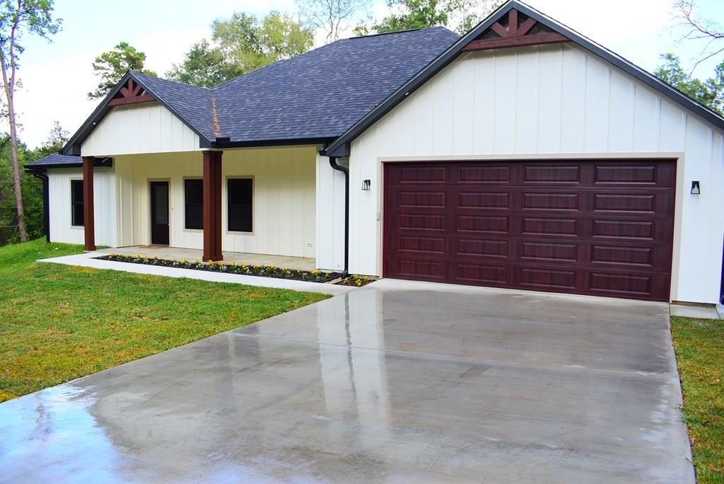 2713 Sullivan, Nacogdoches, TX 75964, 4 Bedrooms Bedrooms, ,2 BathroomsBathrooms,Residential,For Sale,2713 Sullivan,0,22501871