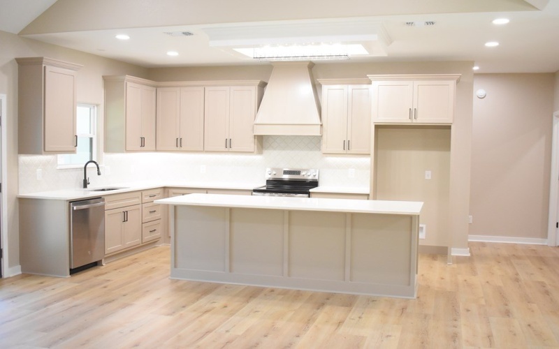 2713 Sullivan, Nacogdoches, TX 75964, 4 Bedrooms Bedrooms, ,2 BathroomsBathrooms,Residential,For Sale,2713 Sullivan,0,22501871