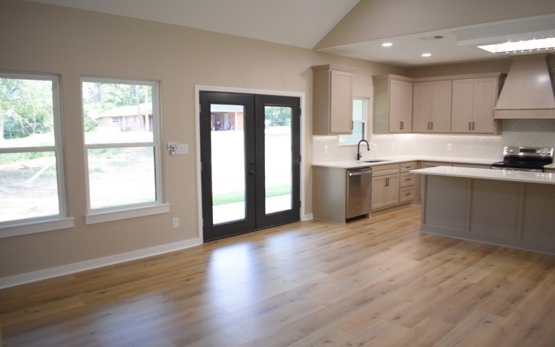 2713 Sullivan, Nacogdoches, TX 75964, 4 Bedrooms Bedrooms, ,2 BathroomsBathrooms,Residential,For Sale,2713 Sullivan,0,22501871