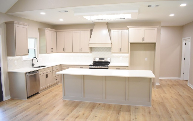 2713 Sullivan, Nacogdoches, TX 75964, 4 Bedrooms Bedrooms, ,2 BathroomsBathrooms,Residential,For Sale,2713 Sullivan,0,22501871