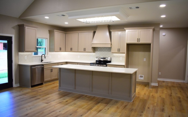 2713 Sullivan, Nacogdoches, TX 75964, 4 Bedrooms Bedrooms, ,2 BathroomsBathrooms,Residential,For Sale,2713 Sullivan,0,22501871