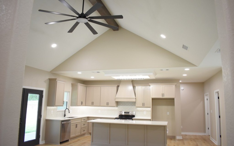 2713 Sullivan, Nacogdoches, TX 75964, 4 Bedrooms Bedrooms, ,2 BathroomsBathrooms,Residential,For Sale,2713 Sullivan,0,22501871