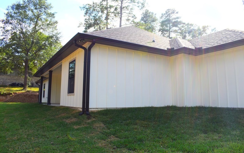 2713 Sullivan, Nacogdoches, TX 75964, 4 Bedrooms Bedrooms, ,2 BathroomsBathrooms,Residential,For Sale,2713 Sullivan,0,22501871