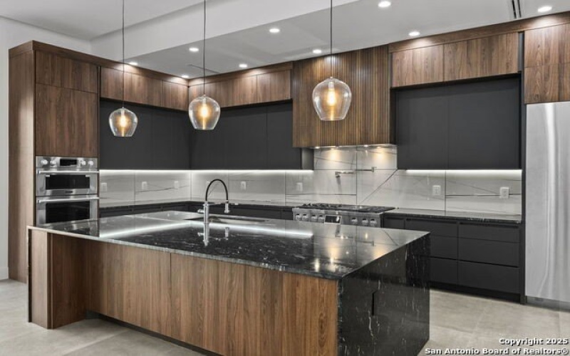 11019 Porter Springs, San Antonio, TX 78255, 4 Habitaciones Habitaciones , ,5 BañosBaños,Residential,En Venta,11019 Porter Springs,0,1918721