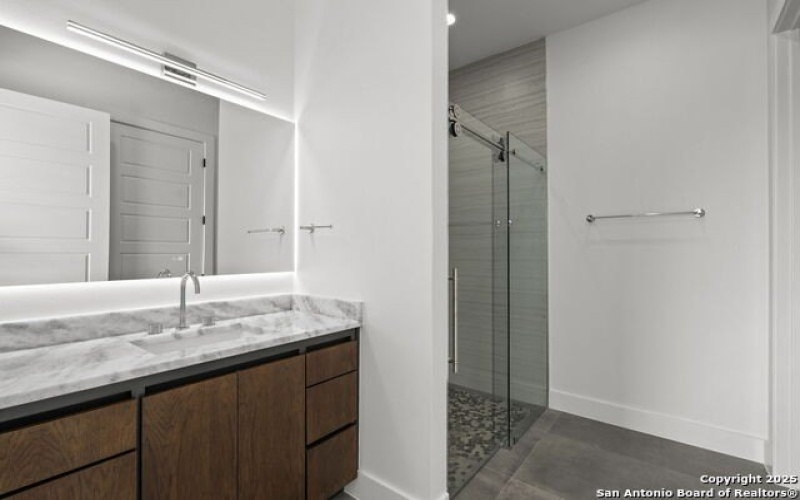 11019 Porter Springs, San Antonio, TX 78255, 4 Habitaciones Habitaciones , ,5 BañosBaños,Residential,En Venta,11019 Porter Springs,0,1918721