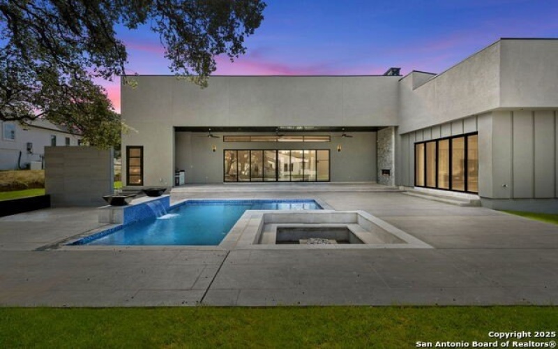 11019 Porter Springs, San Antonio, TX 78255, 4 Habitaciones Habitaciones , ,5 BañosBaños,Residential,En Venta,11019 Porter Springs,0,1918721