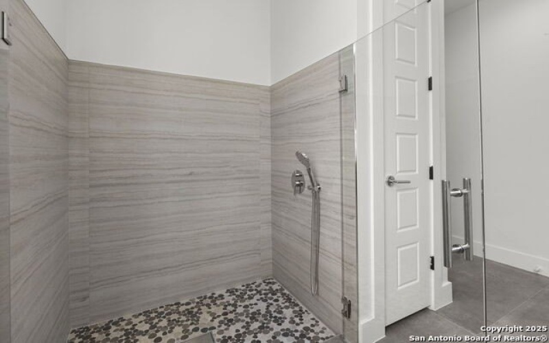 11019 Porter Springs, San Antonio, TX 78255, 4 Habitaciones Habitaciones , ,5 BañosBaños,Residential,En Venta,11019 Porter Springs,0,1918721