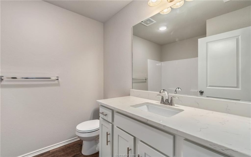 125 Cotton Cove, Snook, TX 77878, 3 Bedrooms Bedrooms, ,2 BathroomsBathrooms,Residential,For Sale,125 Cotton Cove,0,25010597