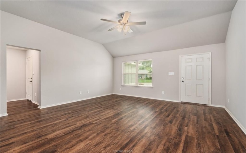 125 Cotton Cove, Snook, TX 77878, 3 Bedrooms Bedrooms, ,2 BathroomsBathrooms,Residential,For Sale,125 Cotton Cove,0,25010597