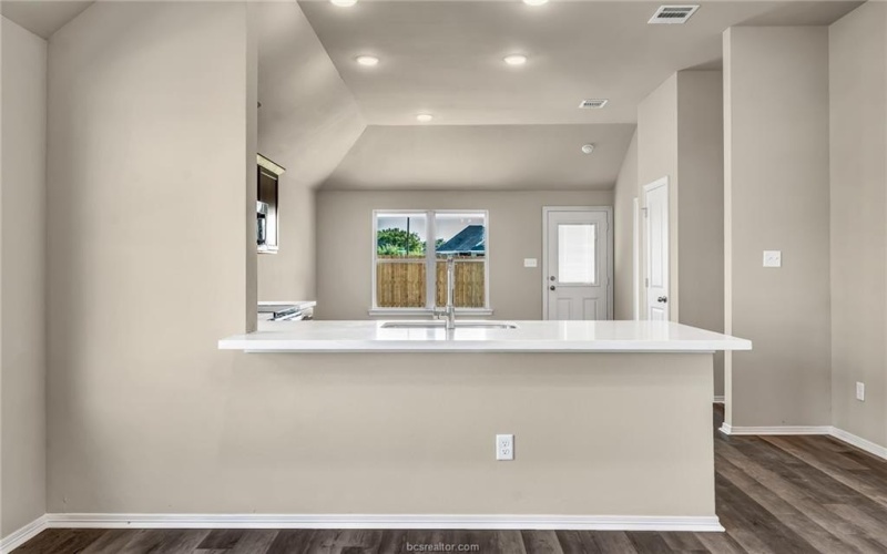 137 Cotton Cove, Snook, TX 77878, 3 Bedrooms Bedrooms, ,2 BathroomsBathrooms,Residential,For Sale,137 Cotton Cove,0,25010606