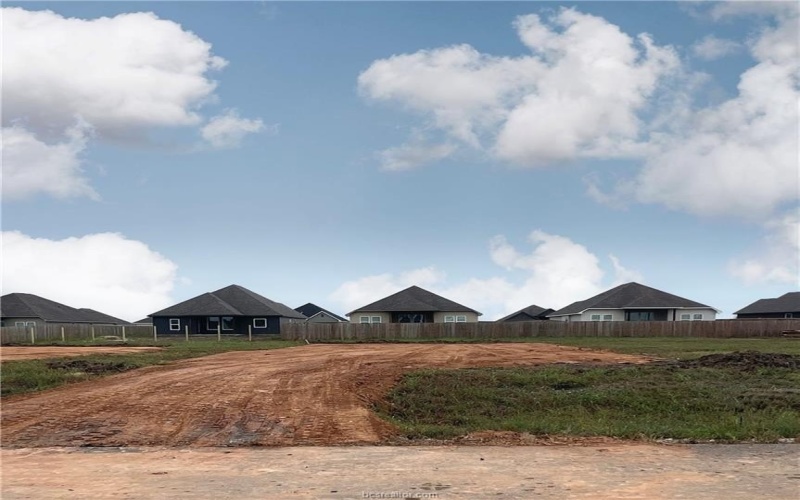 137 Cotton Cove, Snook, TX 77878, 3 Bedrooms Bedrooms, ,2 BathroomsBathrooms,Residential,For Sale,137 Cotton Cove,0,25010606