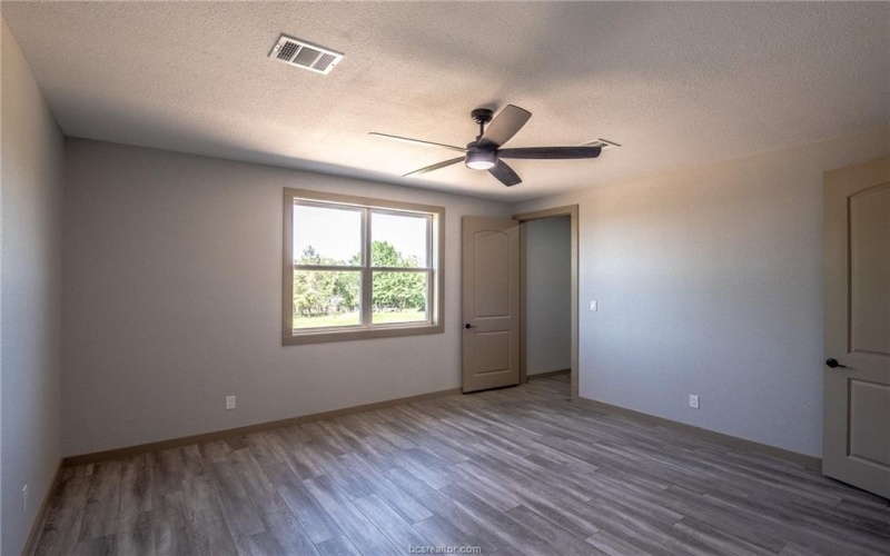 103 Whispering Oaks Drive, Somerville, TX 77879, 3 Bedrooms Bedrooms, ,2 BathroomsBathrooms,Residential,For Sale,103 Whispering Oaks Drive,0,25011271