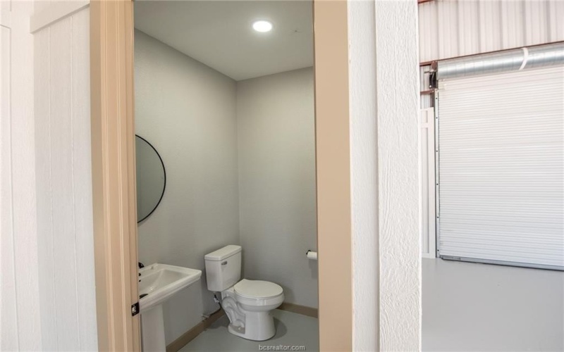 103 Whispering Oaks Drive, Somerville, TX 77879, 3 Bedrooms Bedrooms, ,2 BathroomsBathrooms,Residential,For Sale,103 Whispering Oaks Drive,0,25011271