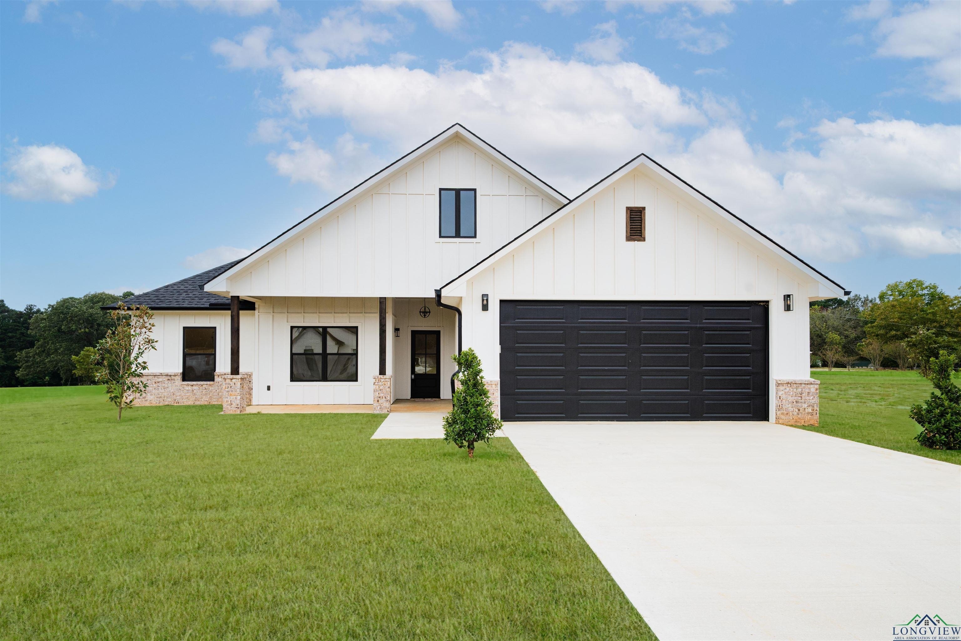 354 County Road 2204D, Tatum, TX 75691, 4 Bedrooms Bedrooms, ,2 BathroomsBathrooms,Residential,For Sale,354 County Road 2204D,0,20257413