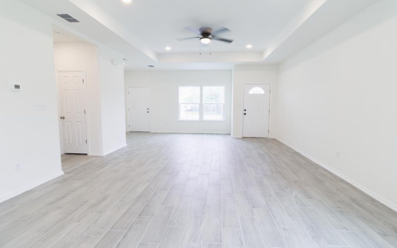 811 N Polk St, Beeville, TX 78102, 3 Habitaciones Habitaciones , ,2 BañosBaños,Residential,En Venta,811 N Polk St,0,113363