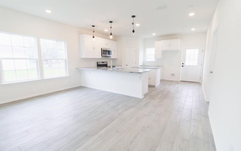 811 N Polk St, Beeville, TX 78102, 3 Habitaciones Habitaciones , ,2 BañosBaños,Residential,En Venta,811 N Polk St,0,113363