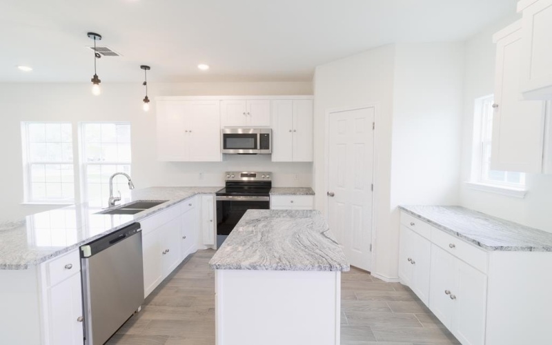 811 N Polk St, Beeville, TX 78102, 3 Habitaciones Habitaciones , ,2 BañosBaños,Residential,En Venta,811 N Polk St,0,113363