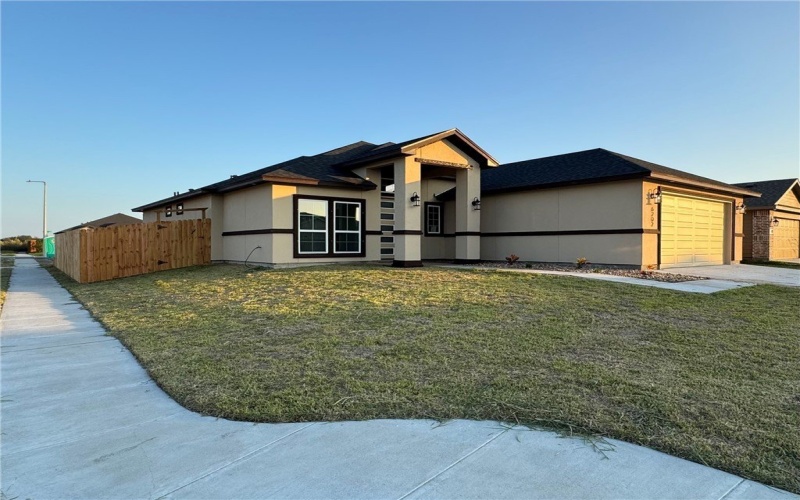 6202 Olivia Street, Corpus Christi, TX 78415, 4 Habitaciones Habitaciones , ,3 BañosBaños,Residential,En Venta,6202 Olivia Street,0,465943