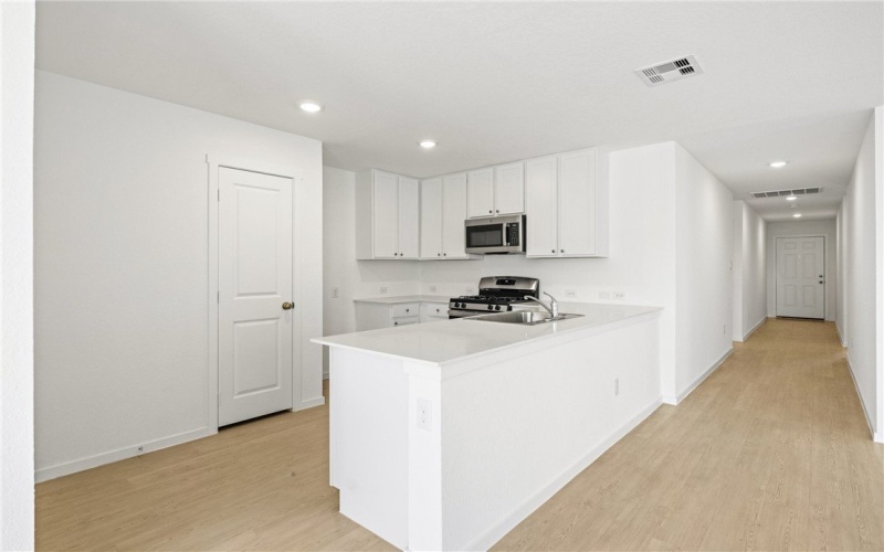 9205 Dark Oak Street, Corpus Christi, TX 78409, 4 Habitaciones Habitaciones , ,2 BañosBaños,Residential,En Venta,9205 Dark Oak Street,0,467012