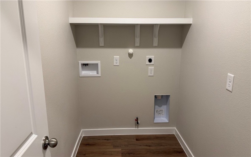 1313 Remys Street, Corpus Christi, TX 78415, 3 Habitaciones Habitaciones , ,2 BañosBaños,Residential,En Venta,1313 Remys Street,0,467028