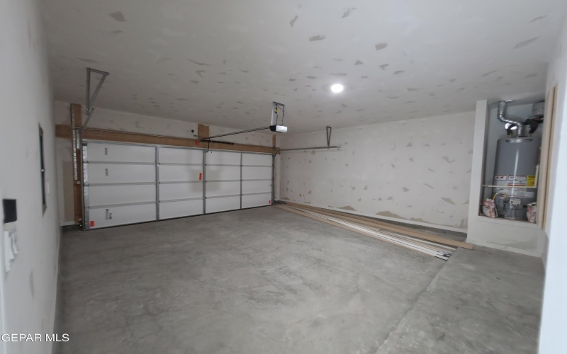 9947 Marie Ann Place, Socorro, TX 79927, 3 Bedrooms Bedrooms, ,1 BathroomBathrooms,Residential,For Sale,9947 Marie Ann Place,0,932860