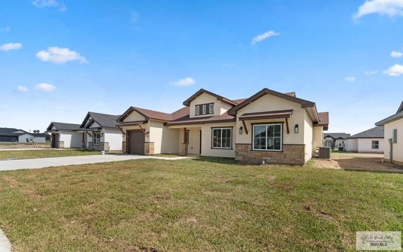 119 MARIGOLD DR, LOS FRESNOS, TX 78566, 3 Bedrooms Bedrooms, ,2 BathroomsBathrooms,Residential,For Sale,119 MARIGOLD DR,0,29769631