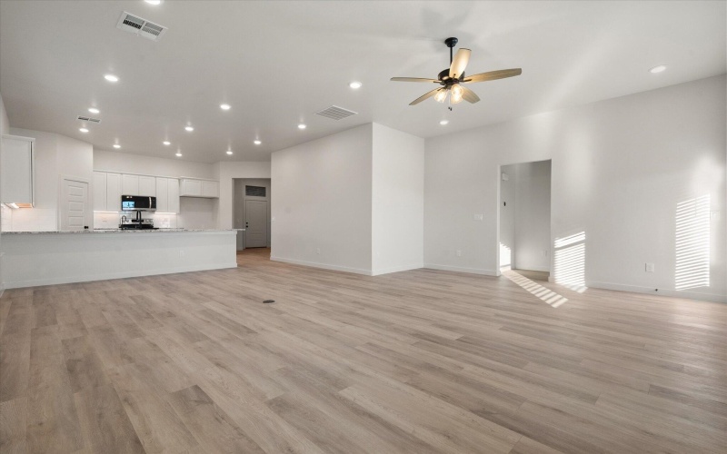 3009 138th Place, Lubbock, TX 79423, 3 Habitaciones Habitaciones , ,2 BañosBaños,Residential,En Venta,3009 138th Place,0,202562397