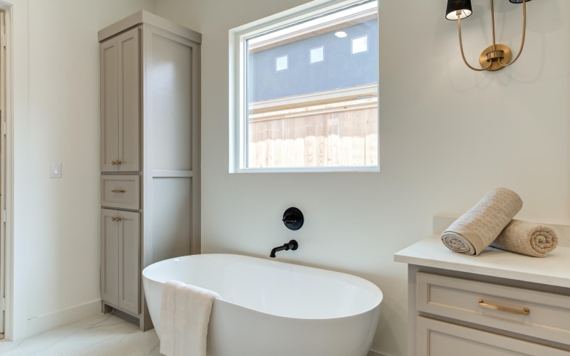 4610 138th Place, Lubbock, TX 79424, 4 Bedrooms Bedrooms, ,3 BathroomsBathrooms,Residential,For Sale,4610 138th Place,0,202562399