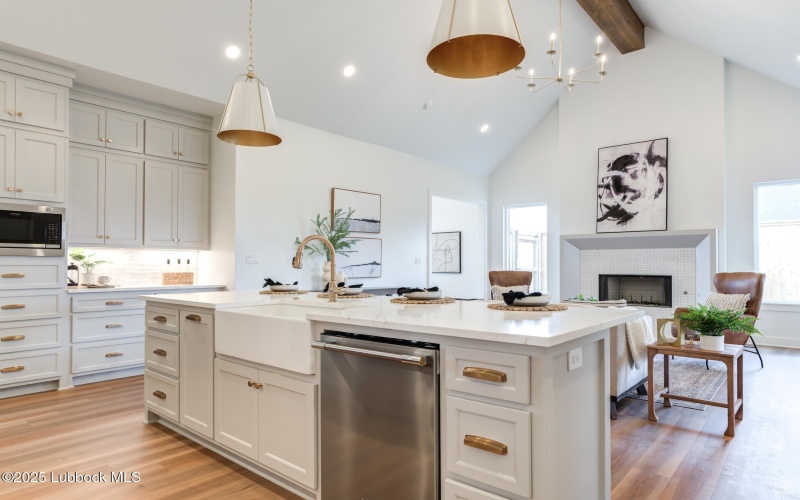 4617 138th Place, Lubbock, TX 79424, 4 Bedrooms Bedrooms, ,3 BathroomsBathrooms,Residential,For Sale,4617 138th Place,0,202562400