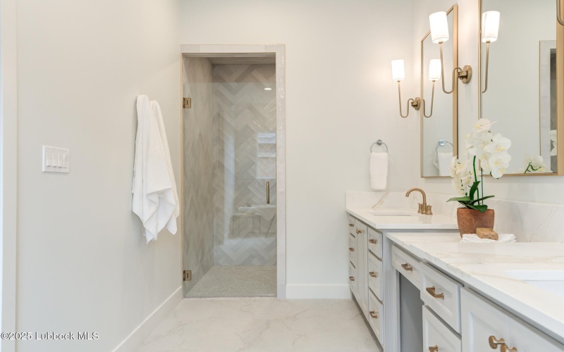 4617 138th Place, Lubbock, TX 79424, 4 Bedrooms Bedrooms, ,3 BathroomsBathrooms,Residential,For Sale,4617 138th Place,0,202562400