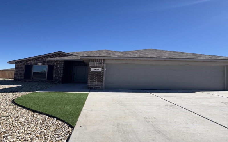 2129 Langford Avenue, Lubbock, TX 79407, 3 Bedrooms Bedrooms, ,2 BathroomsBathrooms,Residential,For Sale,2129 Langford Avenue,0,202562412