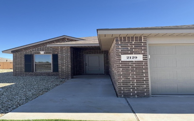 2129 Langford Avenue, Lubbock, TX 79407, 3 Bedrooms Bedrooms, ,2 BathroomsBathrooms,Residential,For Sale,2129 Langford Avenue,0,202562412