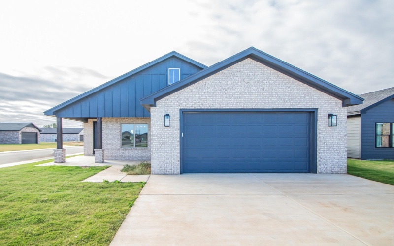 6901 13th Street, Lubbock, TX 79416, 3 Bedrooms Bedrooms, ,2 BathroomsBathrooms,Residential,For Sale,6901 13th Street,0,202562417