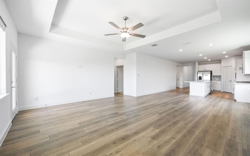 1417 Zapateado Way, Fort Worth, TX 76052, 5 Habitaciones Habitaciones , ,3 BañosBaños,Residential,En Venta,1417 Zapateado Way,0,21057589