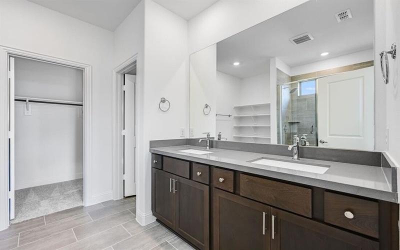 1453 Zapateado Way, Fort Worth, TX 76052, 5 Habitaciones Habitaciones , ,3 BañosBaños,Residential,En Venta,1453 Zapateado Way,0,21069023