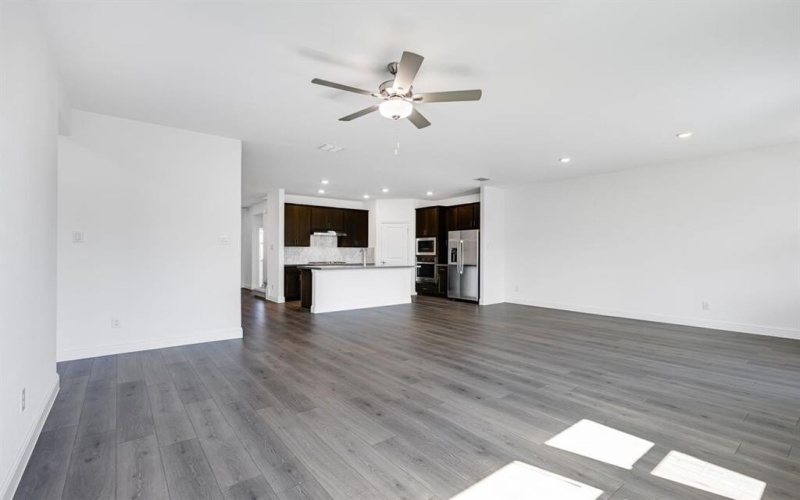 1453 Zapateado Way, Fort Worth, TX 76052, 5 Habitaciones Habitaciones , ,3 BañosBaños,Residential,En Venta,1453 Zapateado Way,0,21069023