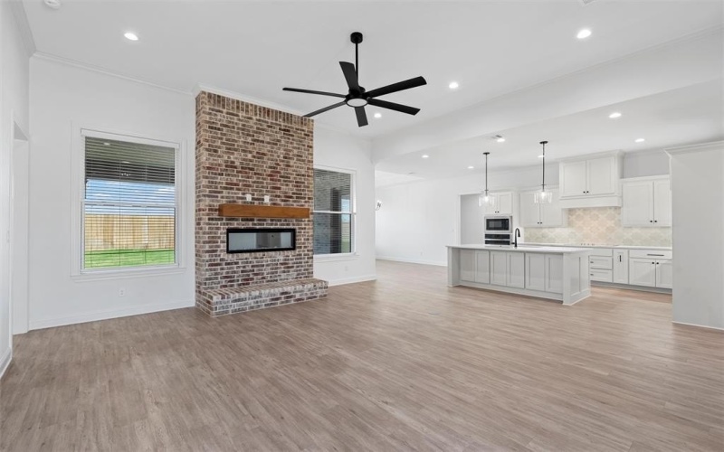 2113 Holborn Street, Lorena, TX 76655, 4 Bedrooms Bedrooms, ,3 BathroomsBathrooms,Residential,For Sale,2113 Holborn Street,0,21097471