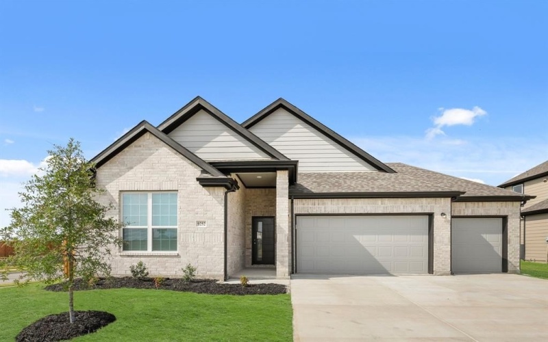 9252 Kansas Pacific Drive, Fort Worth, TX 76036, 4 Bedrooms Bedrooms, ,3 BathroomsBathrooms,Residential,For Sale,9252 Kansas Pacific Drive,0,21097516