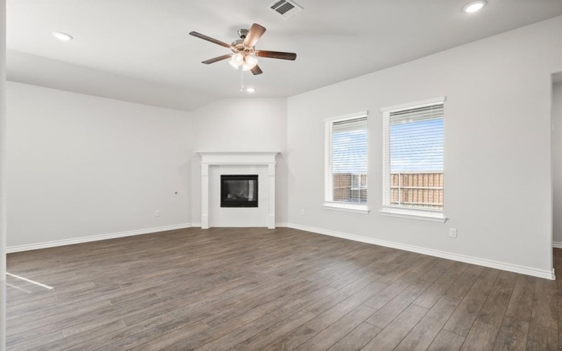 9252 Kansas Pacific Drive, Fort Worth, TX 76036, 4 Bedrooms Bedrooms, ,3 BathroomsBathrooms,Residential,For Sale,9252 Kansas Pacific Drive,0,21097516