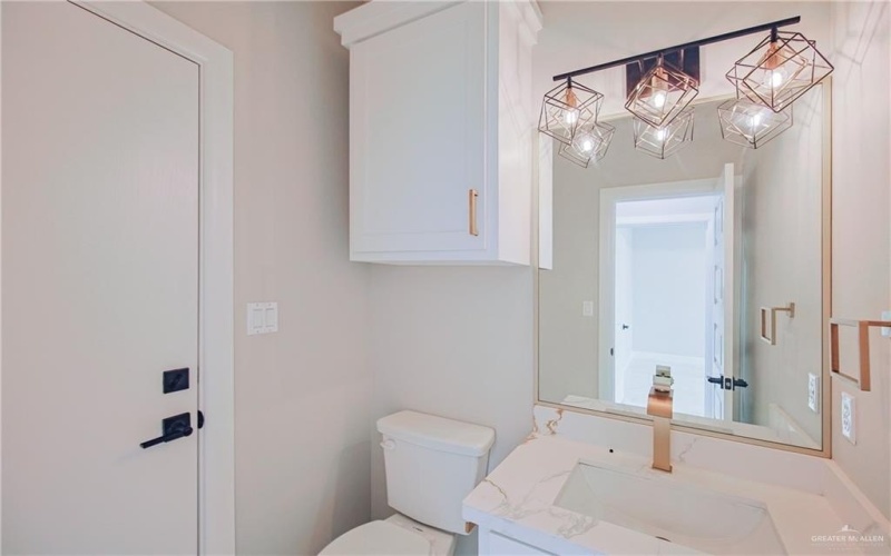 8034 N 51st Street, McAllen, TX 78504, 3 Bedrooms Bedrooms, ,2 BathroomsBathrooms,Residential,For Sale,8034 N 51st Street,463952