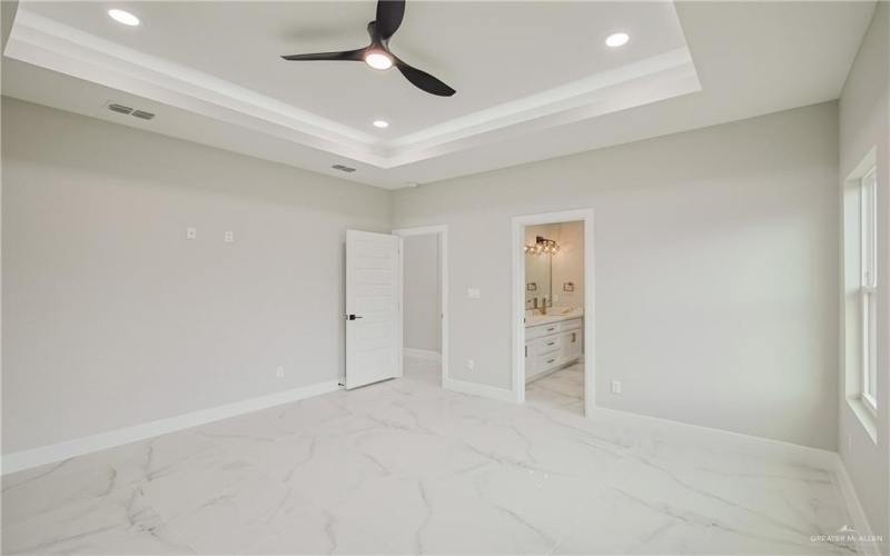8034 N 51st Street, McAllen, TX 78504, 3 Bedrooms Bedrooms, ,2 BathroomsBathrooms,Residential,For Sale,8034 N 51st Street,463952
