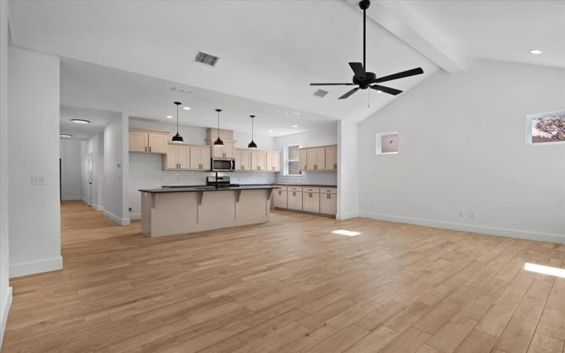 16426 Crossing Circle, Lindale, TX 75771, 4 Habitaciones Habitaciones , ,2 BañosBaños,Residential,En Venta,16426 Crossing Circle,0,21098041