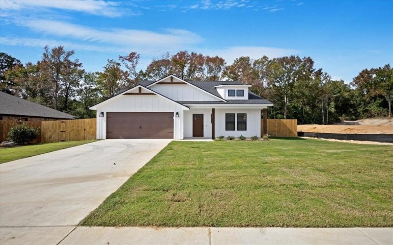 16426 Crossing Circle, Lindale, TX 75771, 4 Habitaciones Habitaciones , ,2 BañosBaños,Residential,En Venta,16426 Crossing Circle,0,21098041