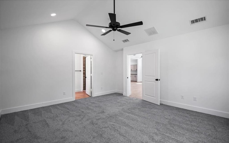 16426 Crossing Circle, Lindale, TX 75771, 4 Habitaciones Habitaciones , ,2 BañosBaños,Residential,En Venta,16426 Crossing Circle,0,21098041