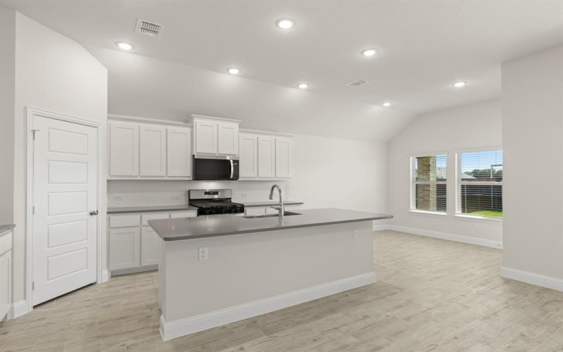 108 Meadow Road, Balch Springs, TX 75181, 3 Bedrooms Bedrooms, ,2 BathroomsBathrooms,Residential,For Sale,108 Meadow Road,0,21098089