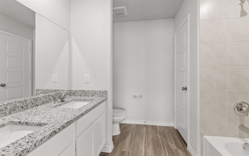 1016 Wind Drift Way, Fort Worth, TX 76131, 3 Bedrooms Bedrooms, ,2 BathroomsBathrooms,Residential,For Sale,1016 Wind Drift Way,0,21098098