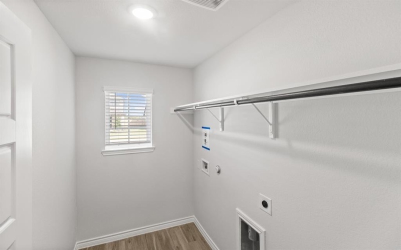 1016 Wind Drift Way, Fort Worth, TX 76131, 3 Bedrooms Bedrooms, ,2 BathroomsBathrooms,Residential,For Sale,1016 Wind Drift Way,0,21098098