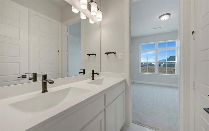 317 Barnwood Way, Northlake, TX 76247, 4 Habitaciones Habitaciones , ,5 BañosBaños,Residential,En Venta,317 Barnwood Way,0,21098544